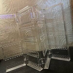 Clear Acrylic Folding Display Stand